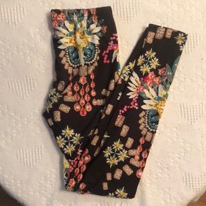 Pattern leggings